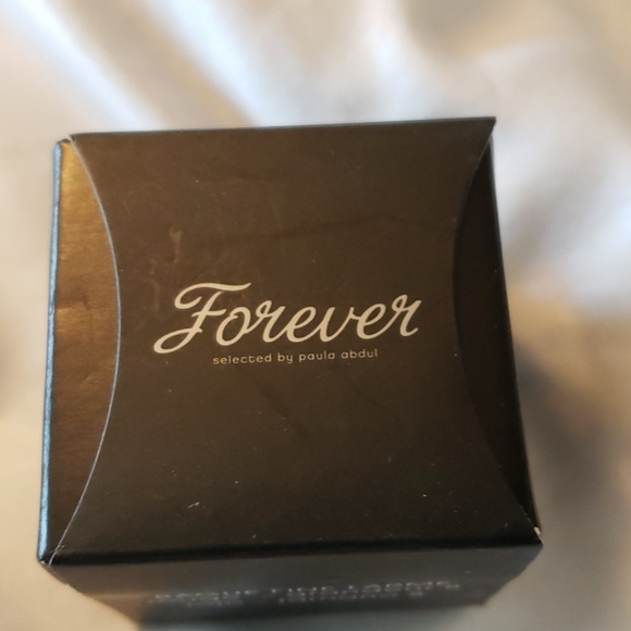 AVON FOREVER COLLECTION JEWELRY - Picture 3 of 3